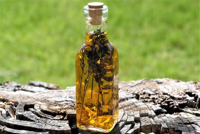 NATURAL OILS FOR SKINCARE
